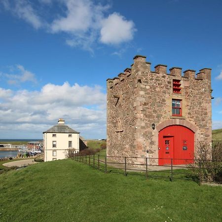 Villa Nisbet'S Tower à Eyemouth Extérieur photo